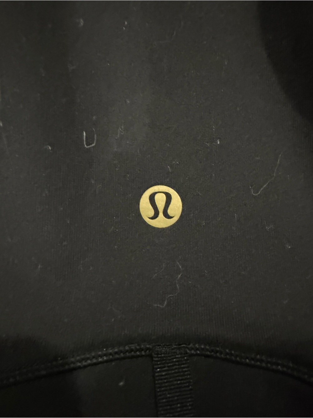 Lululemon Relaxed Define Black w/ Gold Zip Size 4 EUC - Picture 5 of 7